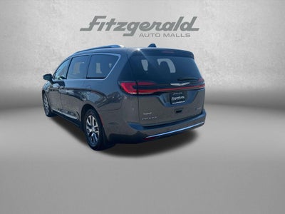 2023 Chrysler Pacifica Hybrid Pinnacle