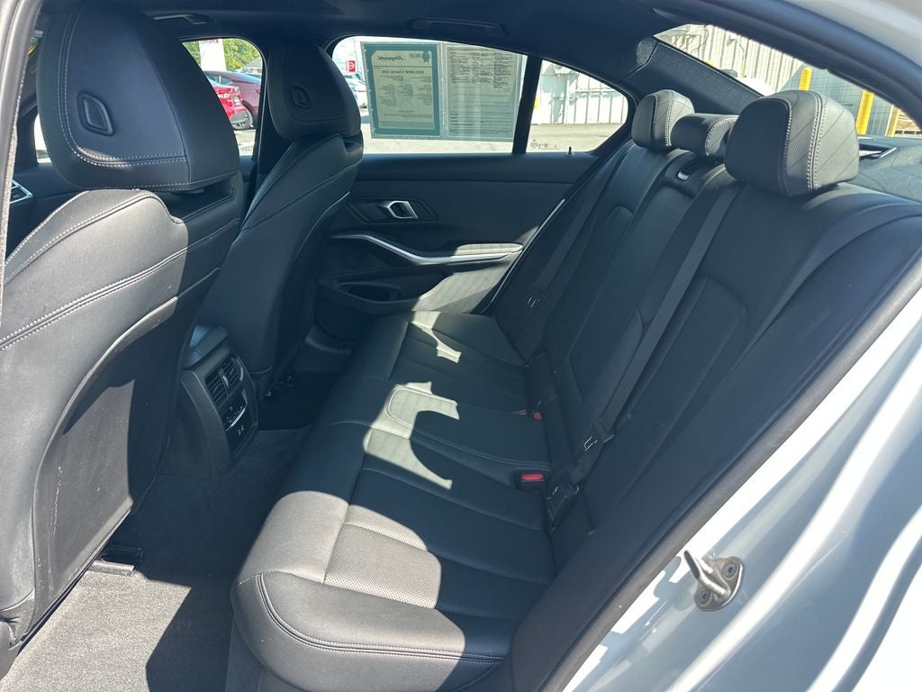 2025 BMW 3 Series 330i