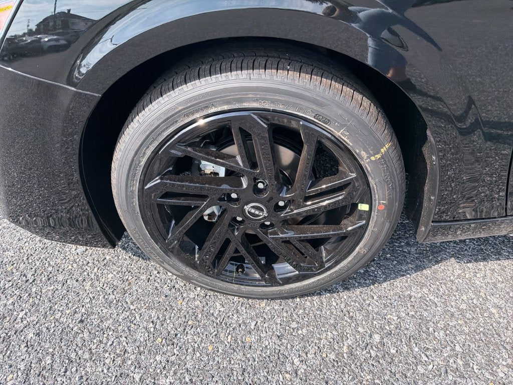 2027 Nissan Sentra SR Midnight Edition