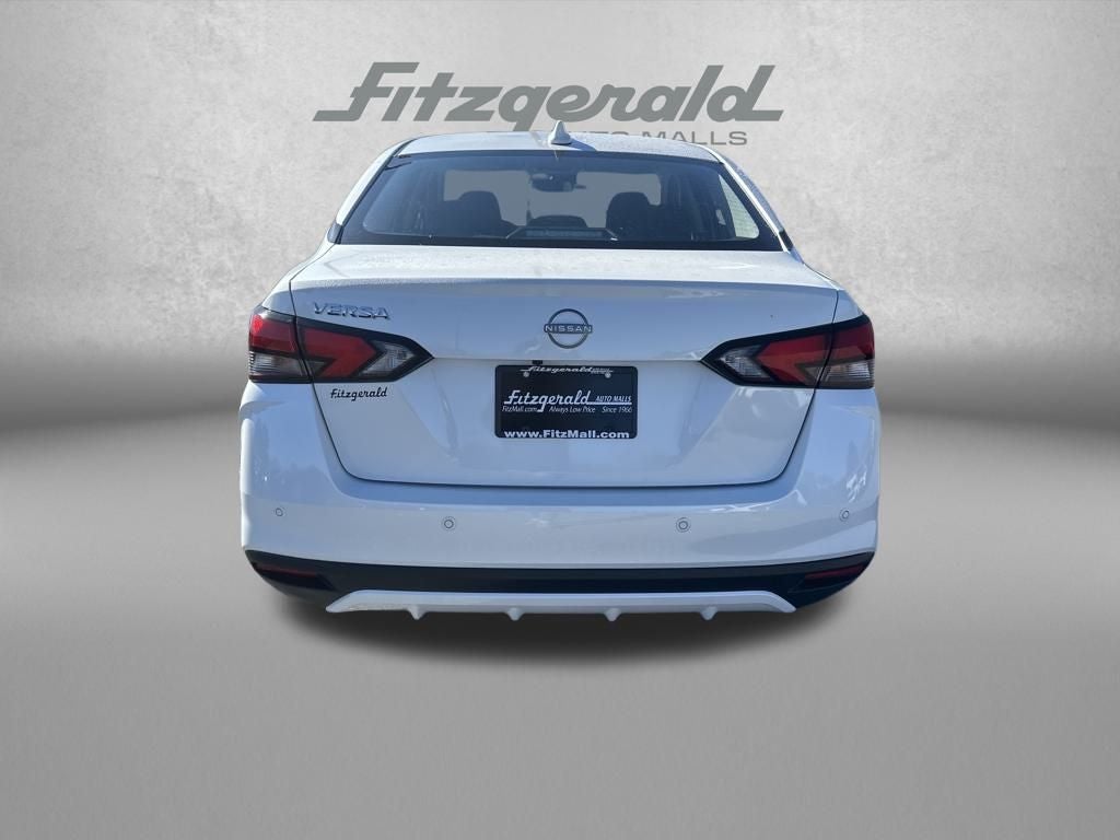 2025 Nissan Versa SV