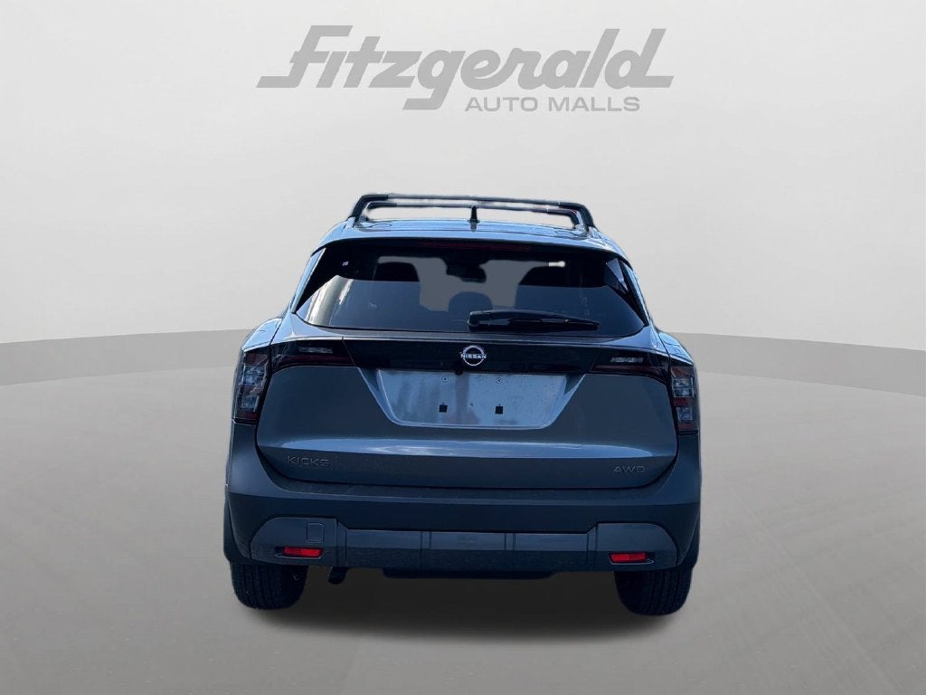 2027 Nissan Kicks SV