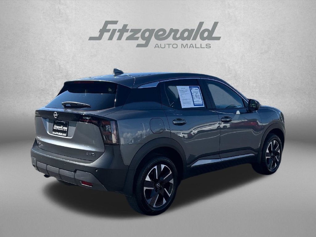 2025 Nissan Kicks SV