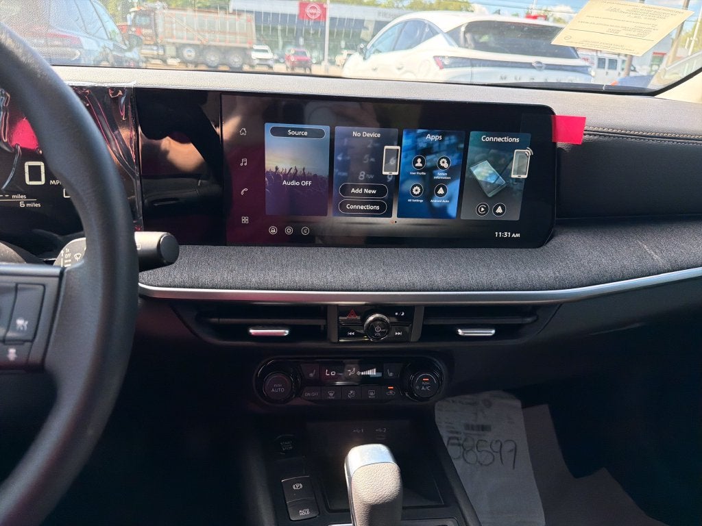 2027 Nissan Kicks SV