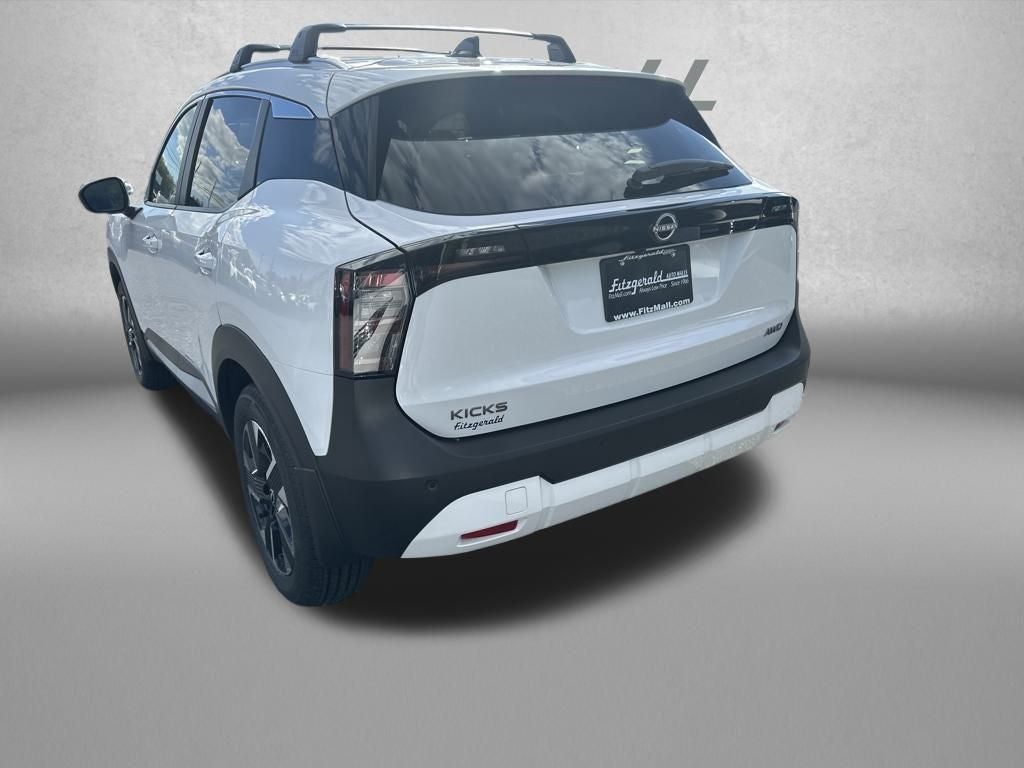 2026 Nissan Kicks SV