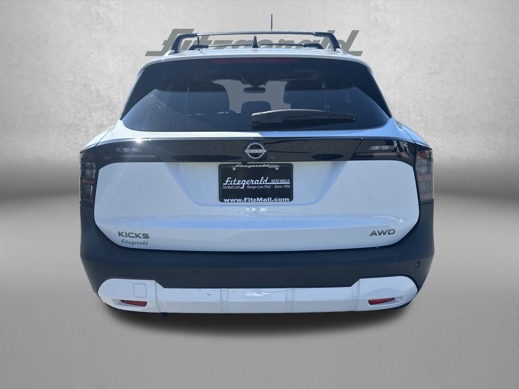 2026 Nissan Kicks SV