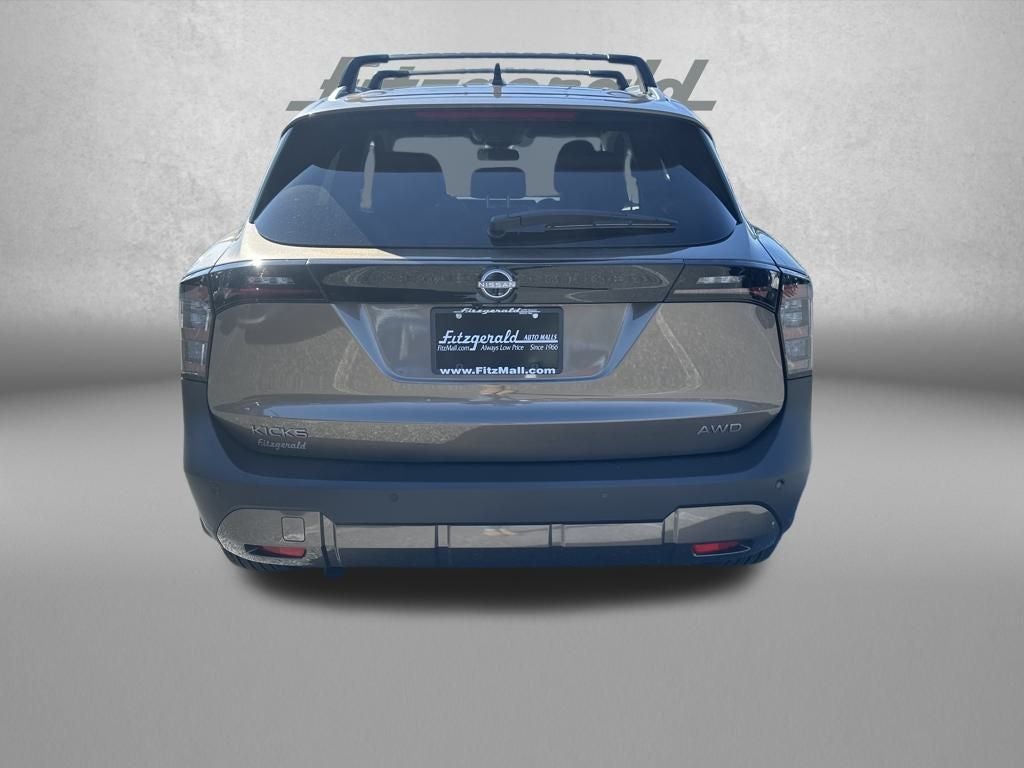 2026 Nissan Kicks SV