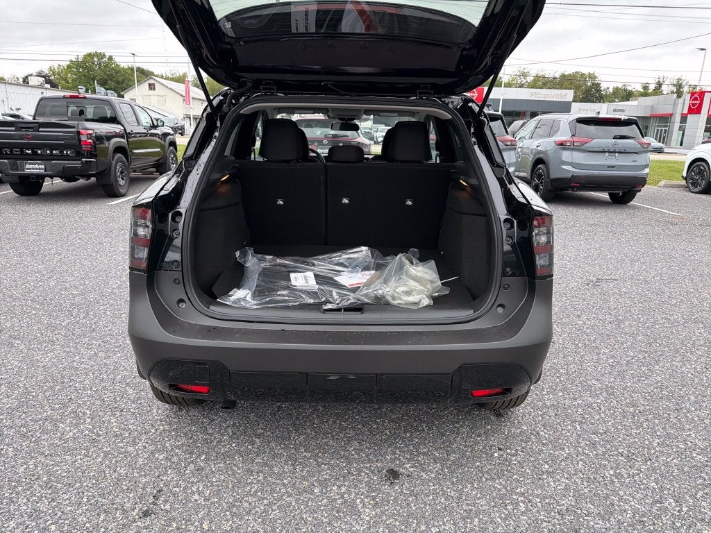 2027 Nissan Kicks SV