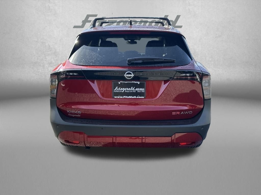 2026 Nissan Kicks SR