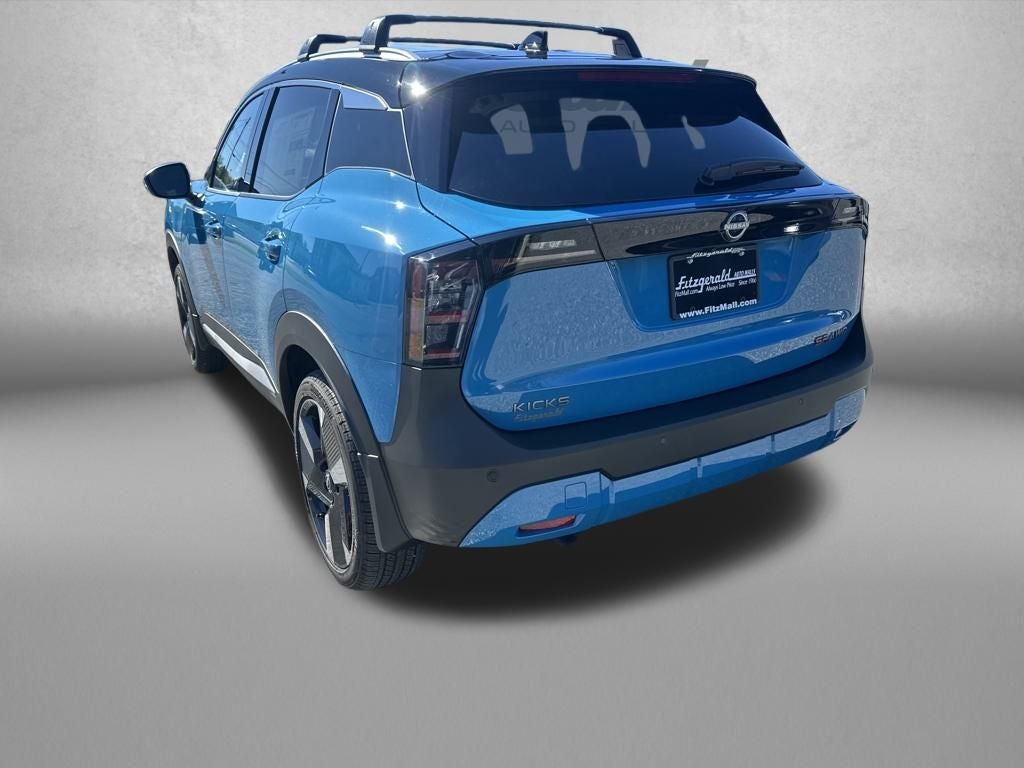 2026 Nissan Kicks SR