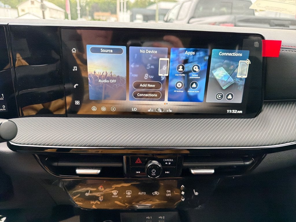 2027 Nissan Kicks SR