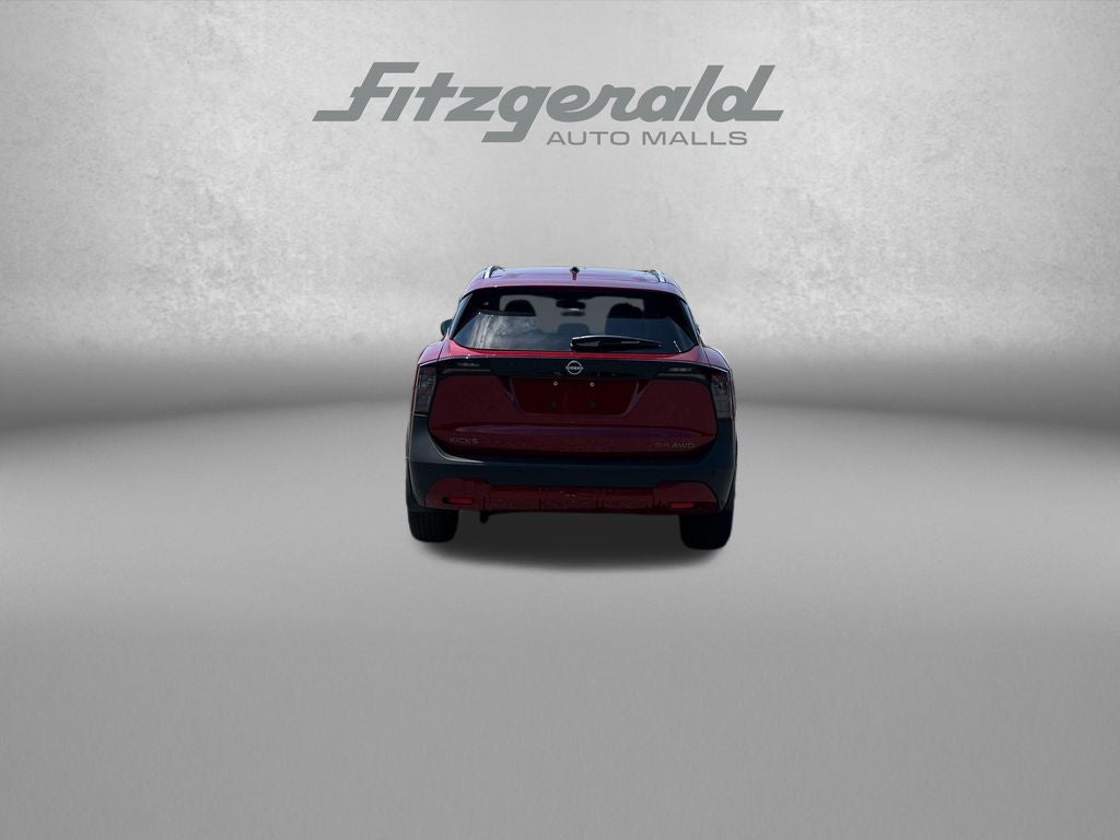 2026 Nissan Kicks SR