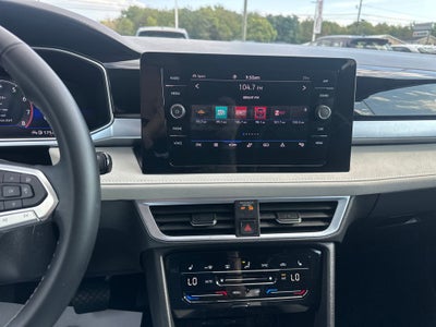 2025 Volkswagen Taos 1.5T SE