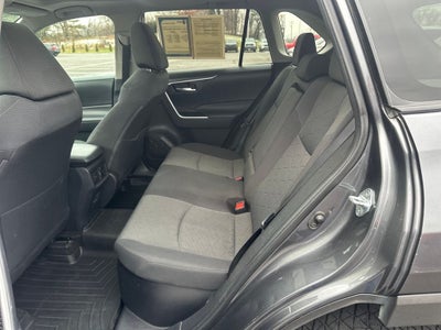 2021 Toyota RAV4 Hybrid XLE