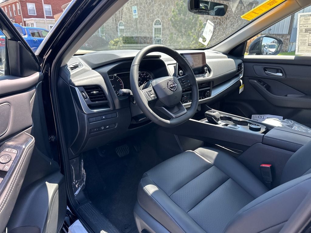 2026 Nissan Rogue Dark Armor™