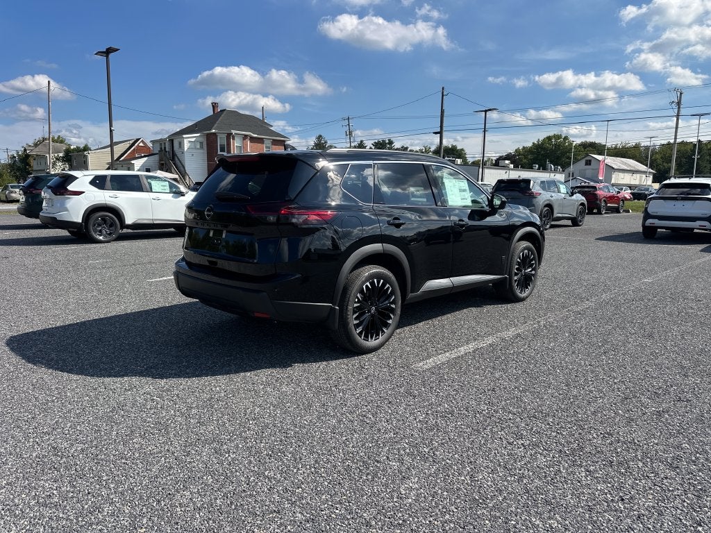 2026 Nissan Rogue Dark Armor™