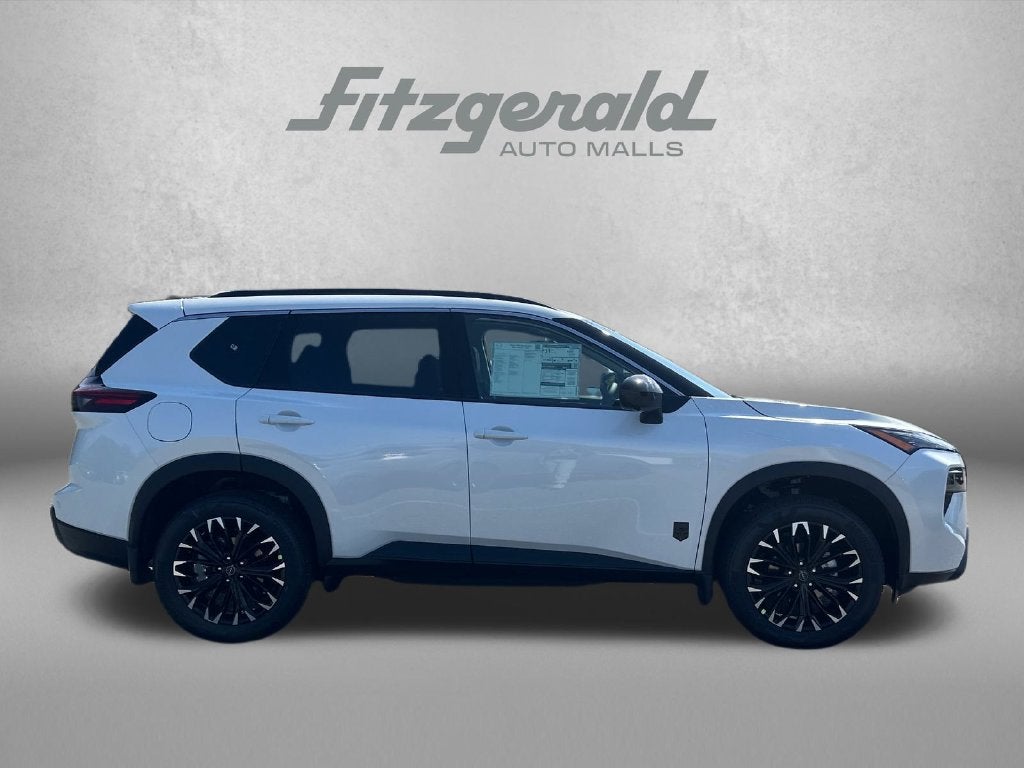 2026 Nissan Rogue Dark Armor™