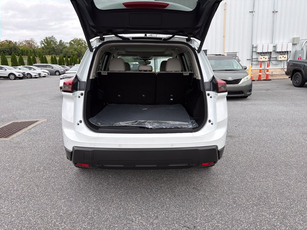 2026 Nissan Rogue Dark Armor™