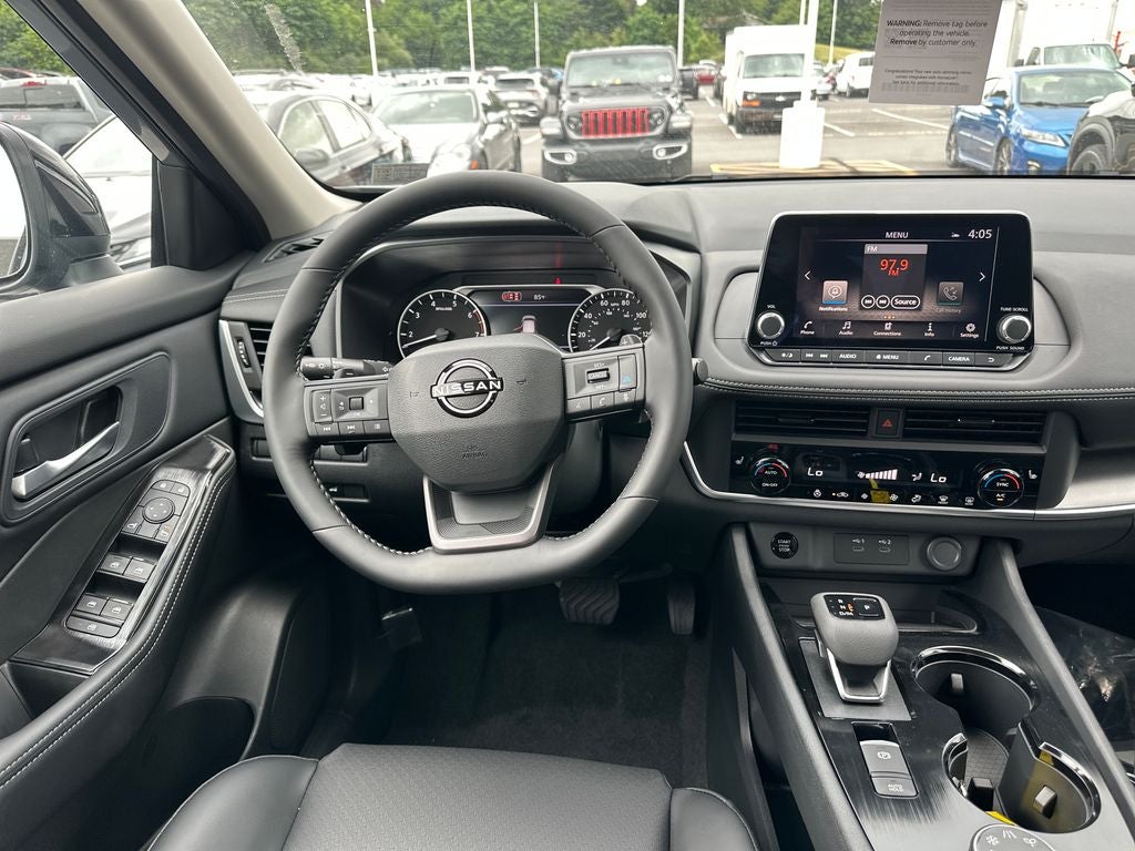 2026 Nissan Rogue Dark Armor™