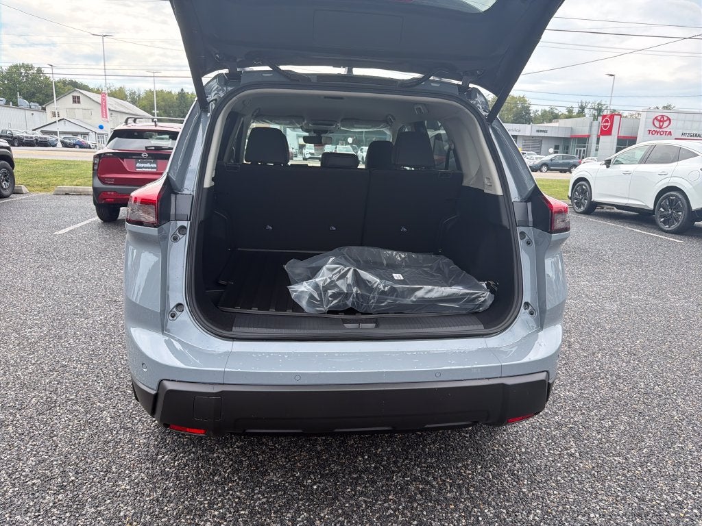 2026 Nissan Rogue Rock Creek®