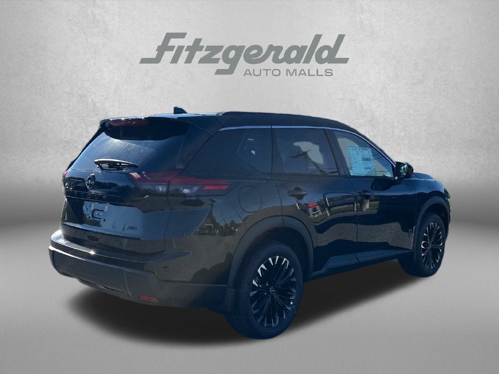 2026 Nissan Rogue Dark Armor™