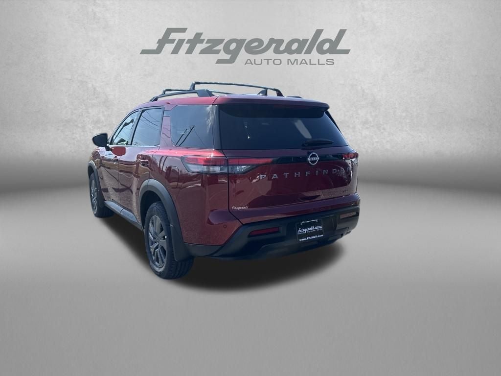 2026 Nissan Pathfinder SV