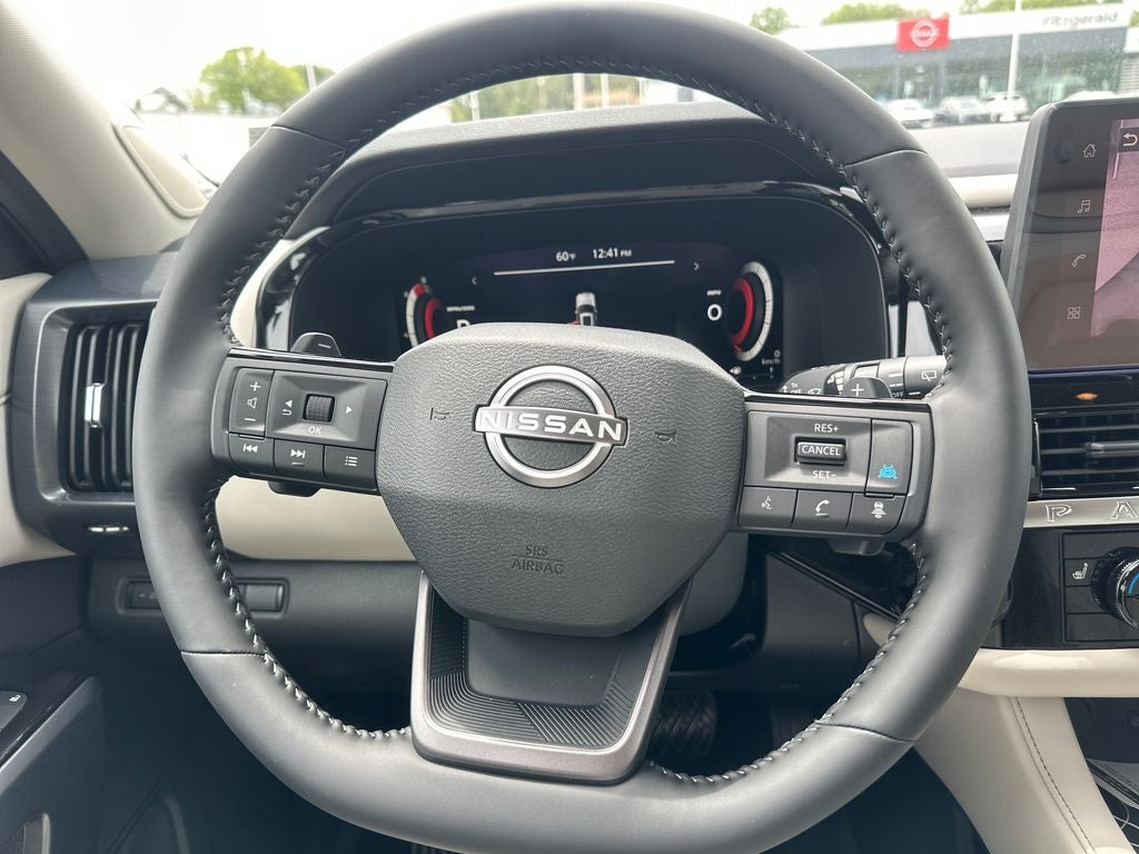 2026 Nissan Pathfinder SL