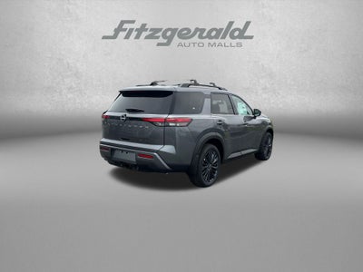 2026 Nissan Pathfinder SL