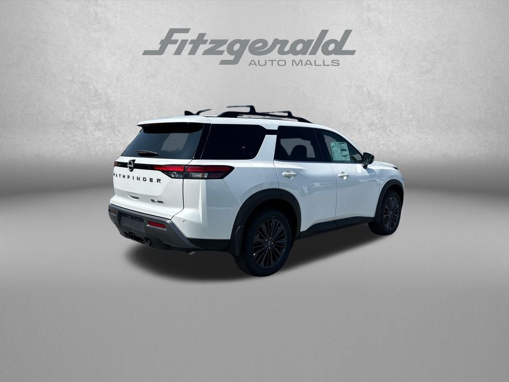 2026 Nissan Pathfinder SL