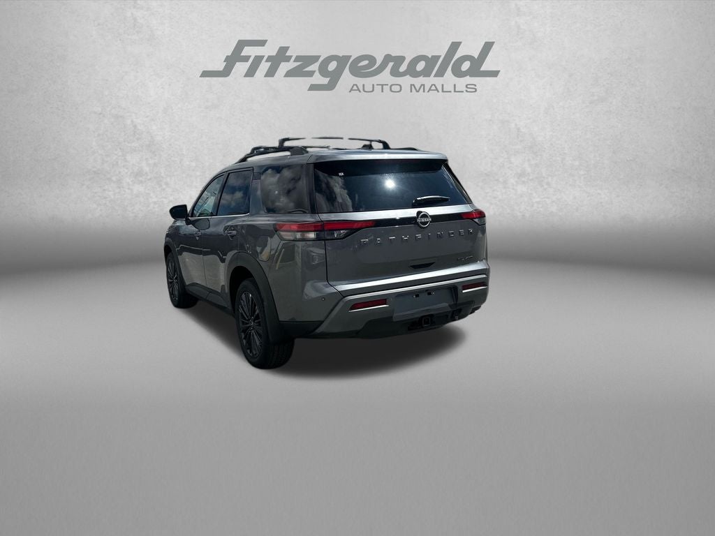 2026 Nissan Pathfinder SL