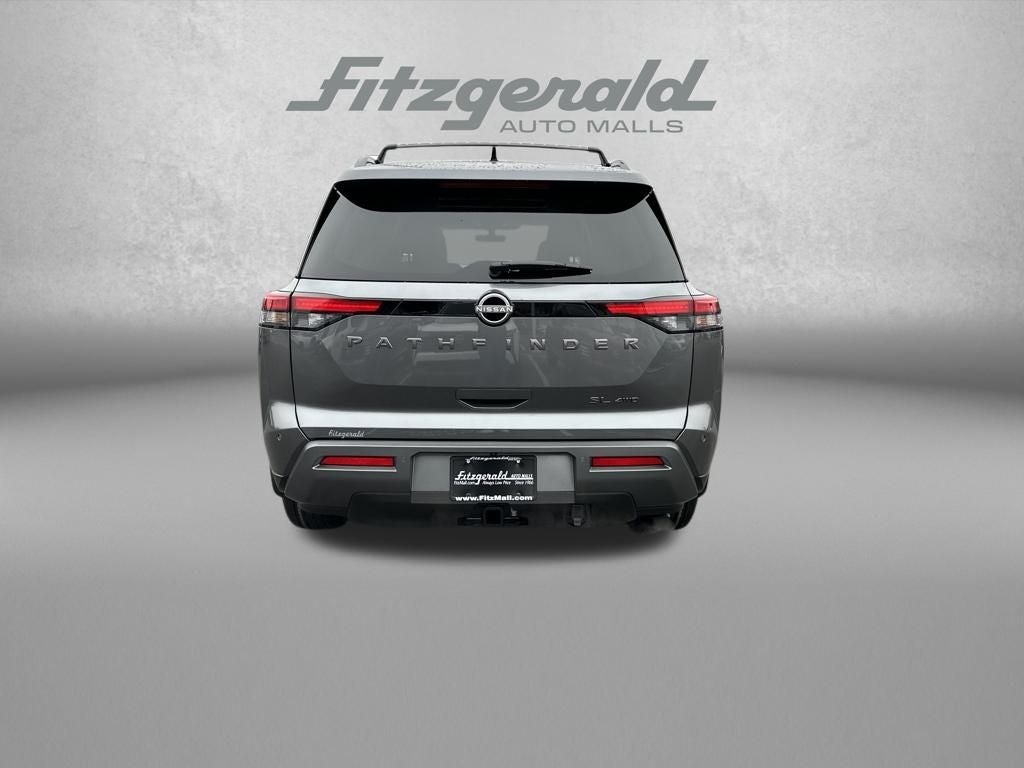 2026 Nissan Pathfinder SL