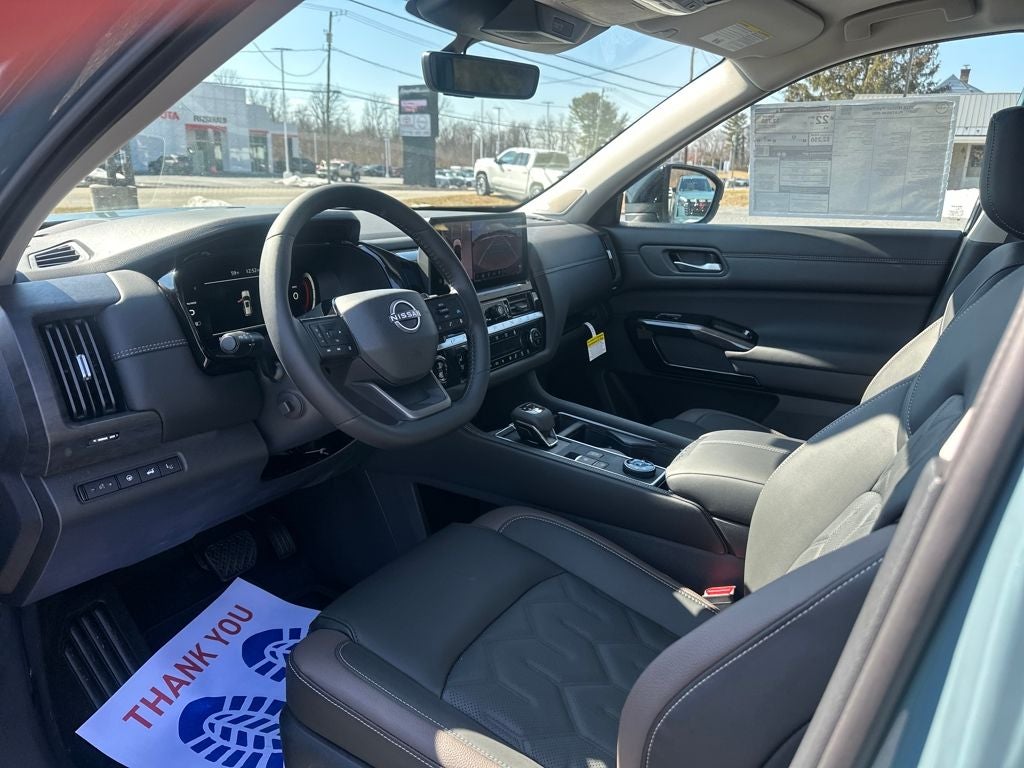 2026 Nissan Pathfinder Platinum