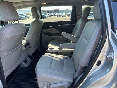 2019 Toyota Highlander Limited Platinum