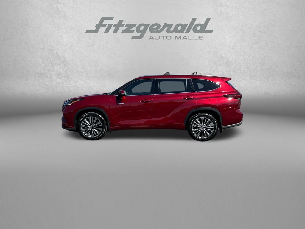 2021 Toyota Highlander Hybrid Platinum