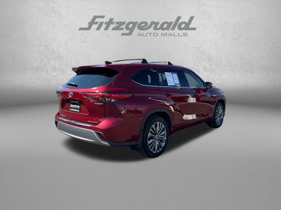 2021 Toyota Highlander Hybrid Platinum