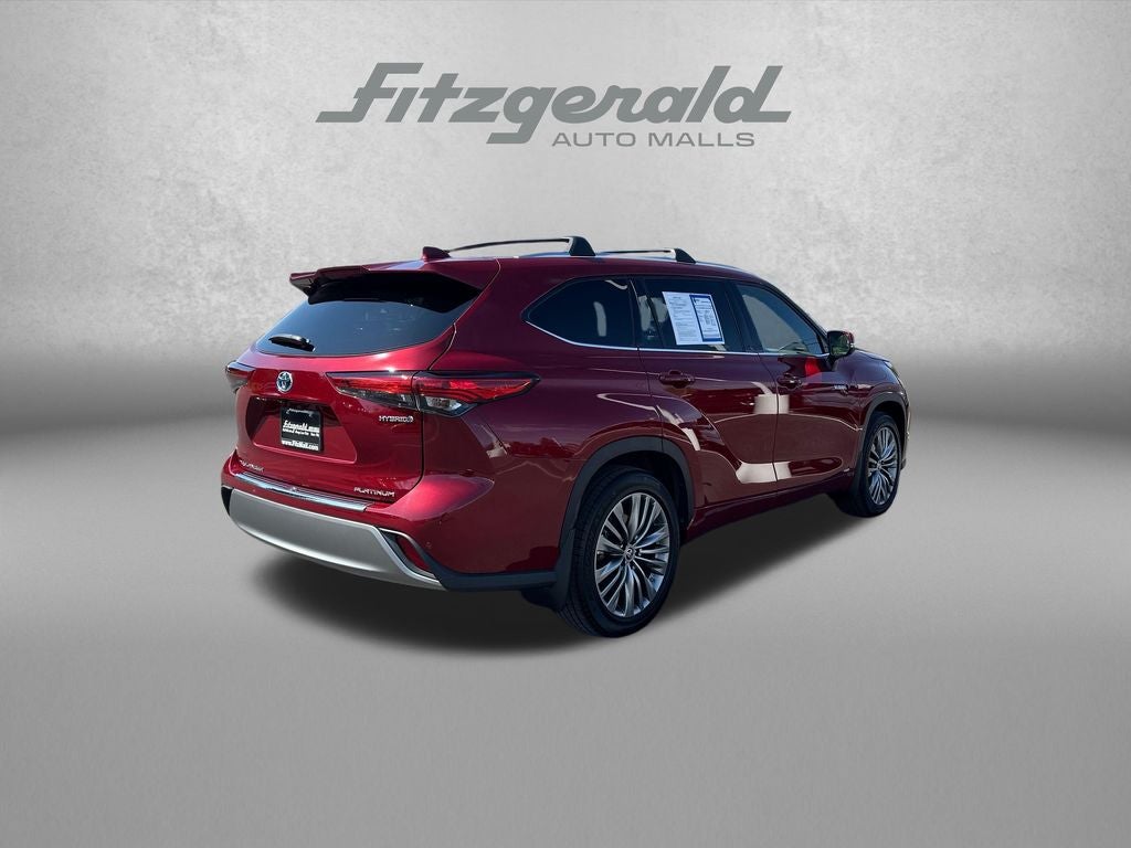 2021 Toyota Highlander Hybrid Platinum