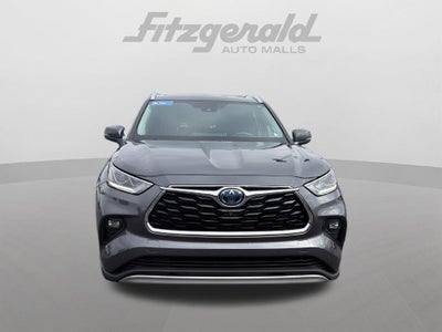 2021 Toyota Highlander Hybrid Platinum