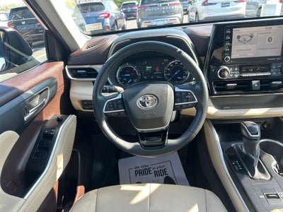 2020 Toyota Highlander Hybrid XLE