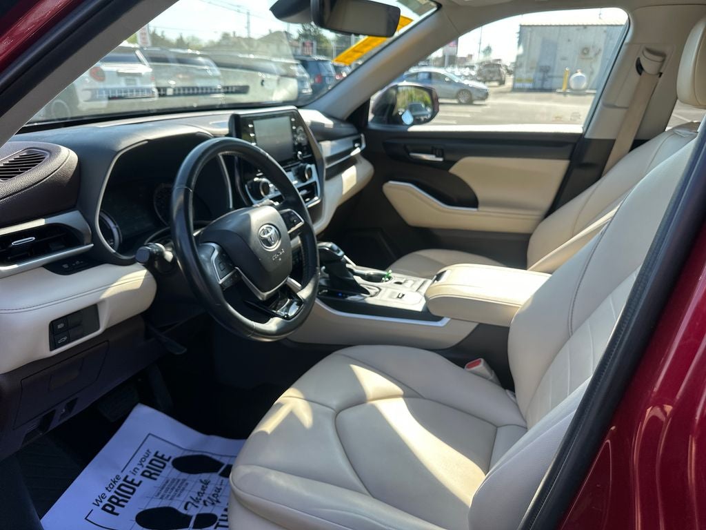 2020 Toyota Highlander Hybrid XLE