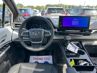 2026 Toyota Sienna XSE 7 Passenger