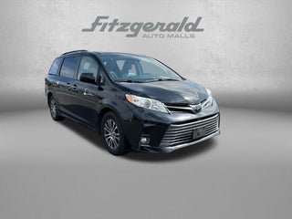 2018 Toyota Sienna XLE 8 Passenger