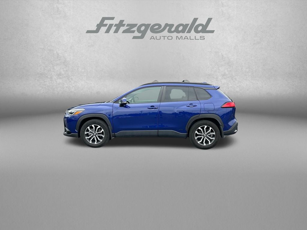 2023 Toyota Corolla Cross Hybrid SE