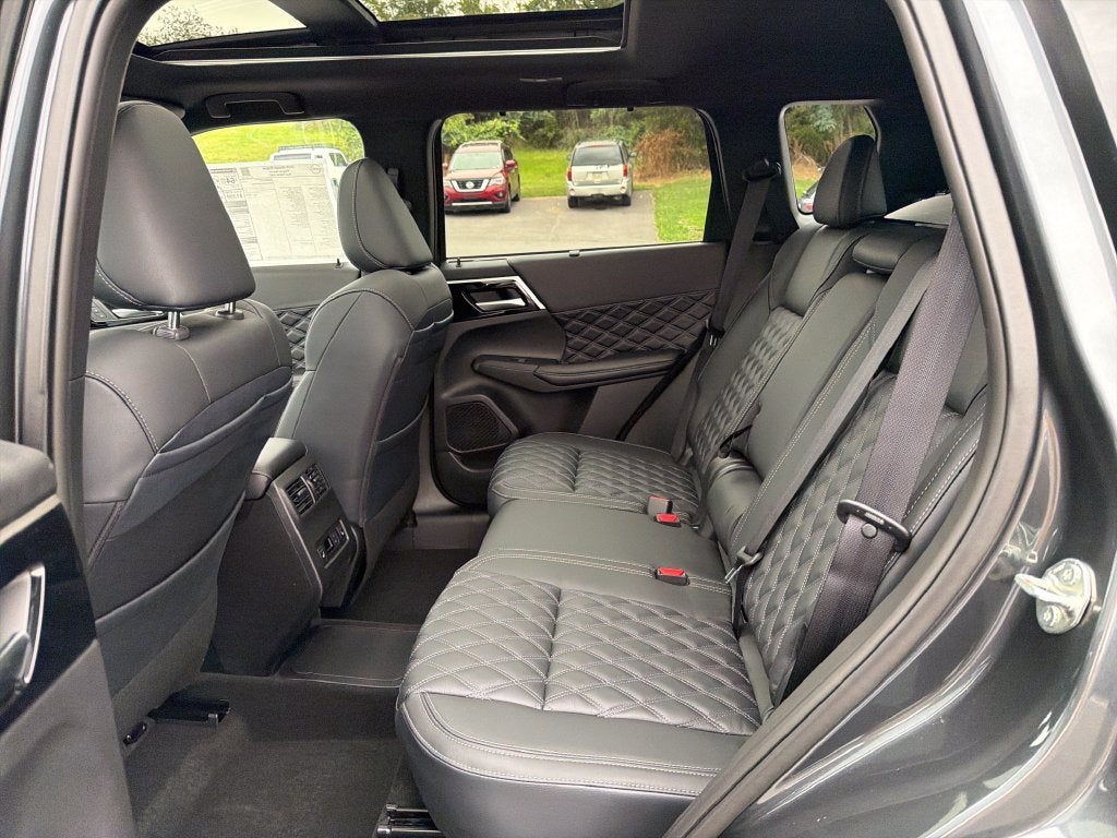 2026 Nissan Rogue Plug-In Hybrid Platinum