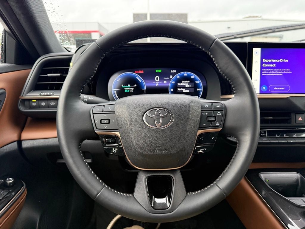 2025 Toyota Crown Signia XLE
