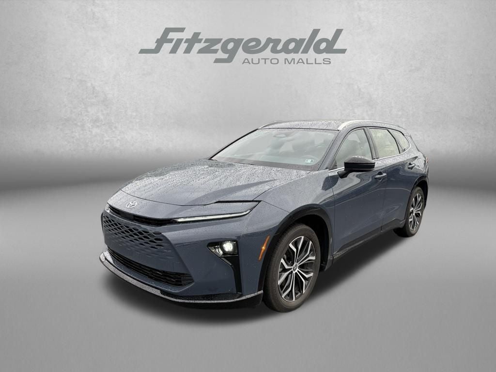 2025 Toyota Crown Signia XLE