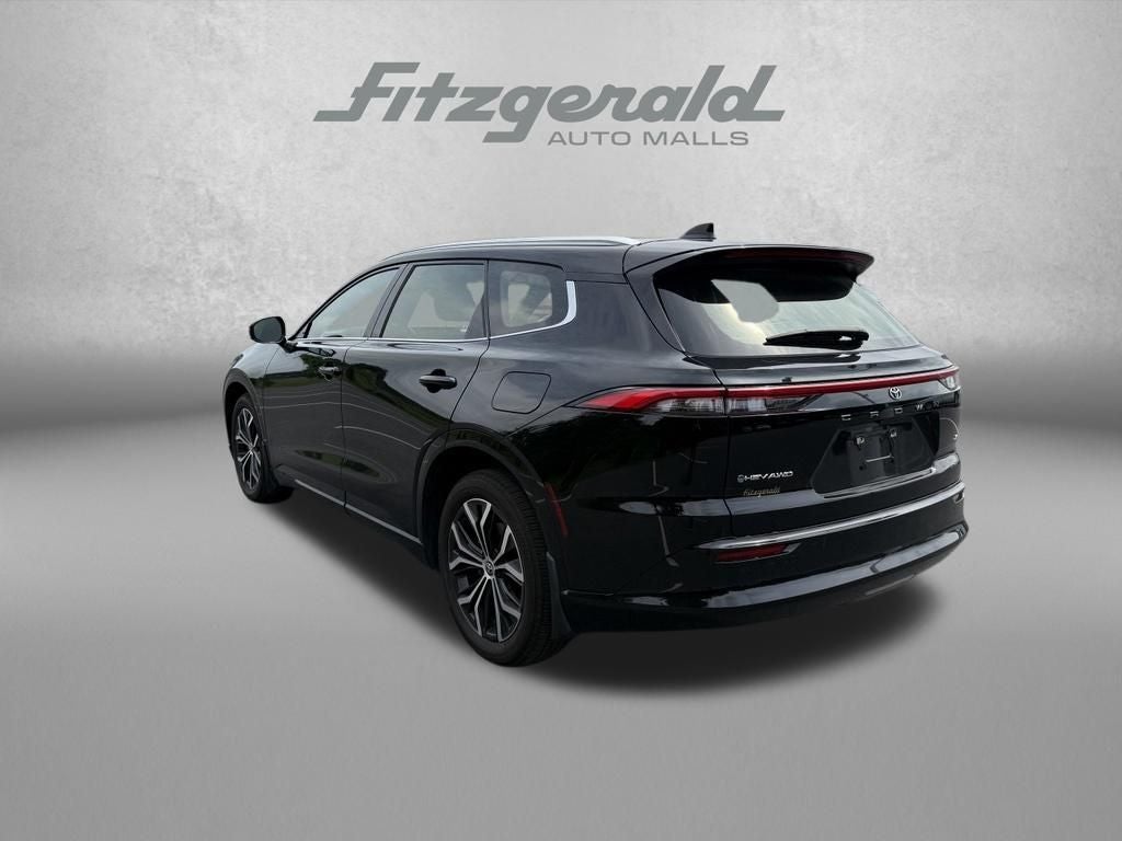 2025 Toyota Crown Signia XLE