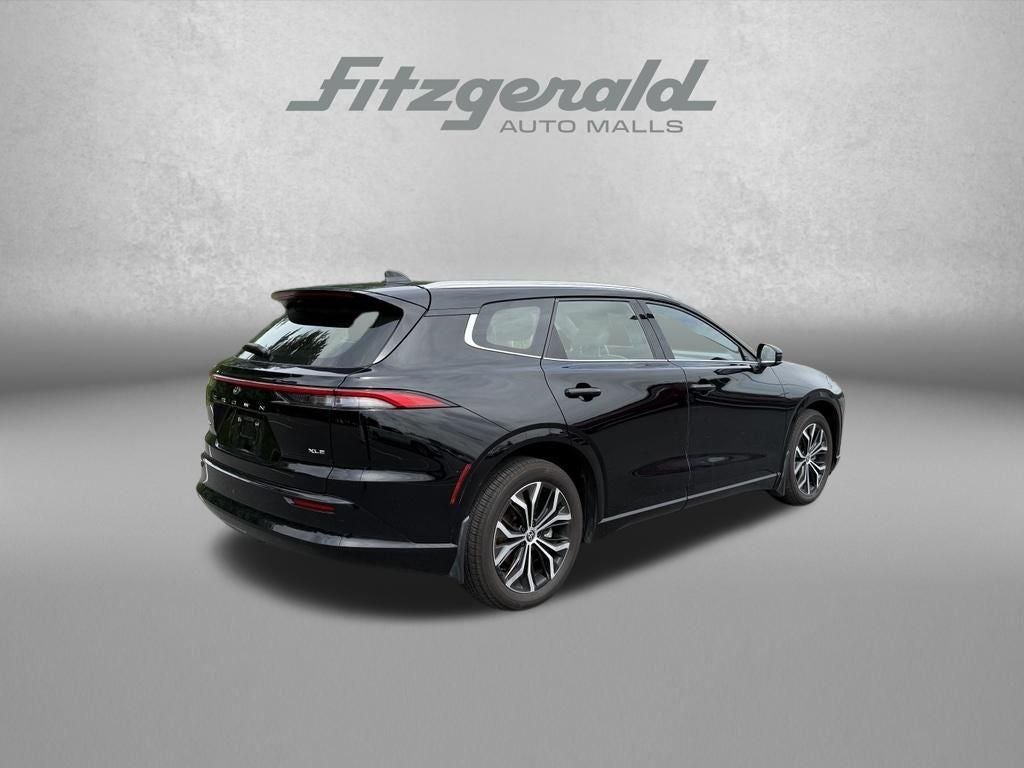 2025 Toyota Crown Signia XLE