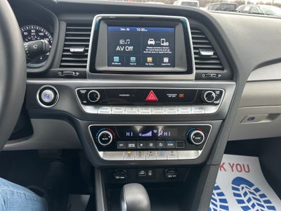 2019 Hyundai Sonata Hybrid SE