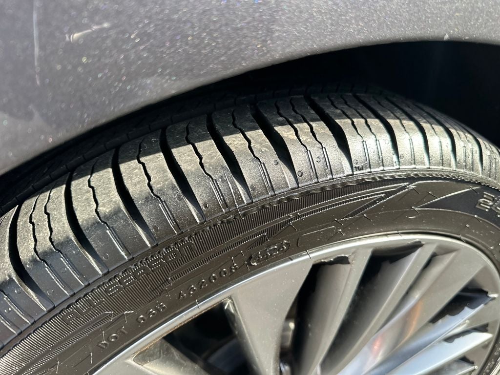 2017 Kia Cadenza Limited