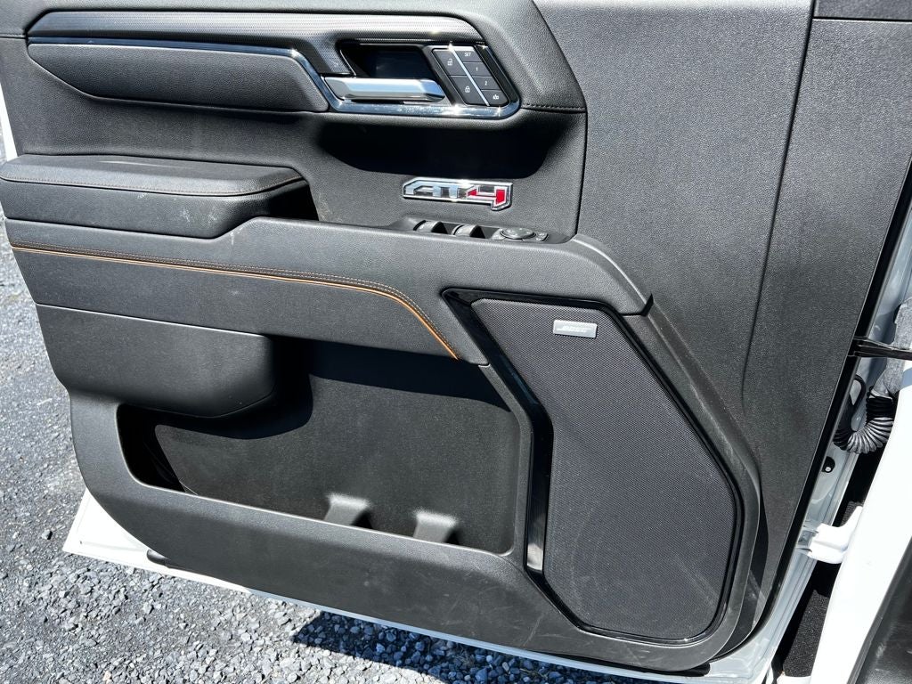 2025 GMC Sierra 1500 AT4