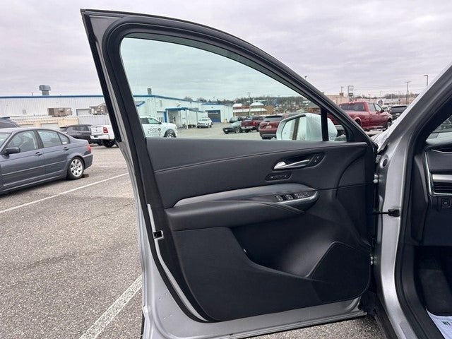 2021 Cadillac XT4 Premium Luxury